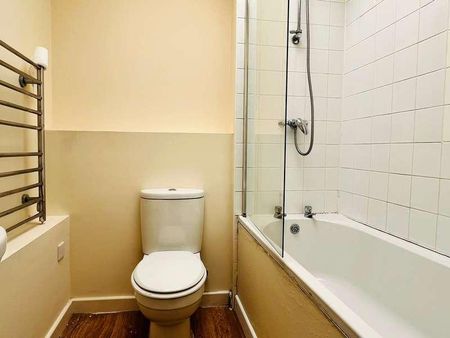 Franklyn Court, Edinburgh Place, Cheltenham, Glos, GL51 - Photo 5