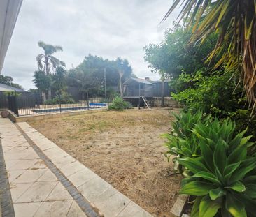 Parkside Living with Tropical Pool & Room for the Whole Family - Photo 4