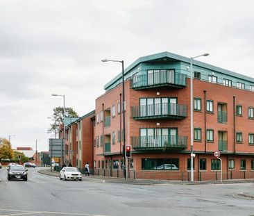 2 bedroom flat to rent - Photo 3