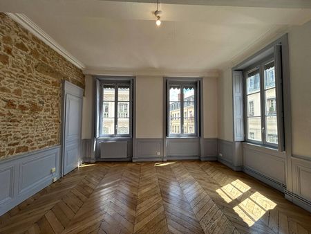 Appartement 5 pièces – LYON - Photo 4