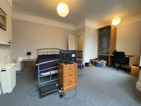 Newfoundland Road, Heath - Photo 3