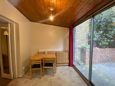 1 bedroom flat to rent - Photo 3