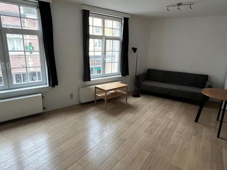 Modern appartement in centrum met 2 slpk en klein terras - Photo 3