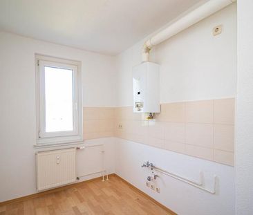 Alles im Blick! Kleine Starterwohnung mit Balkon - Photo 1