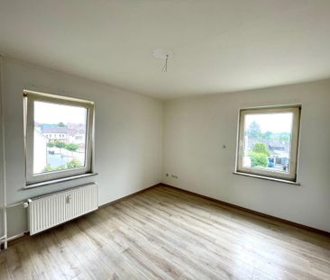 Einziehen und Wohlfühlen! Schöne 2-Zimmer-Wohnung in erholsamer Lage in Bösperde - Photo 4