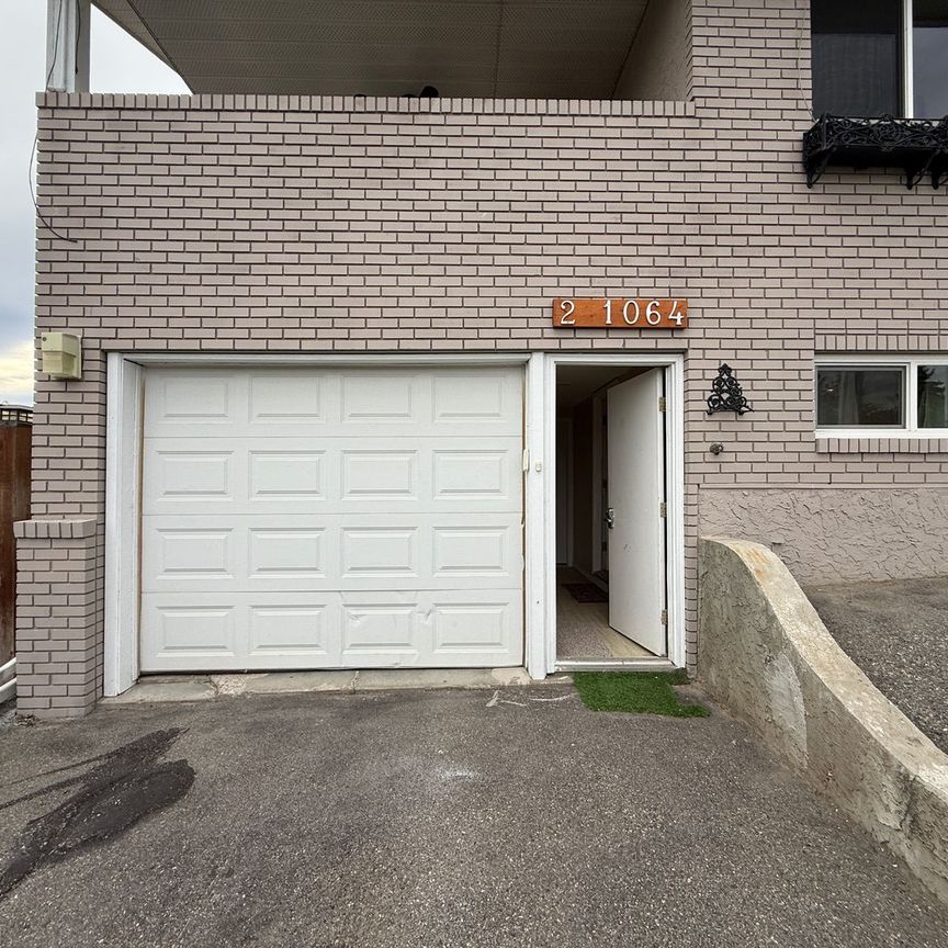 Lakeview Heights Suite with Garage/Shop - Photo 1