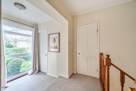 4 bedroom semi-detached house to rent - Photo 3