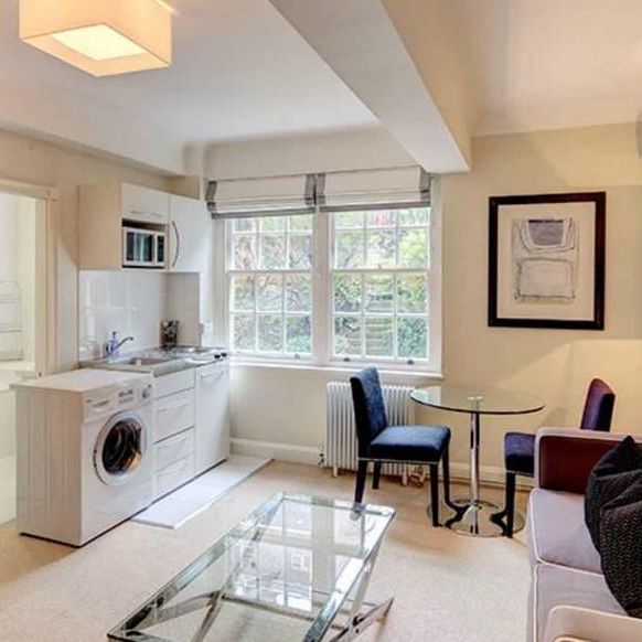 Studio to rent - Photo 1