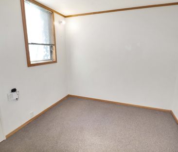 3-Bedroom Apartment in the Heart of Te Aro - Photo 6