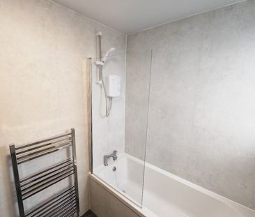 3 Bed Maisonette, Croftfoot Road, G44 - Photo 6