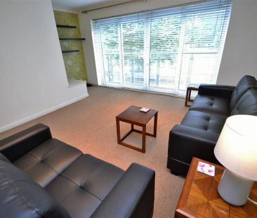 4 bedroom townhouse to rent - Photo 1