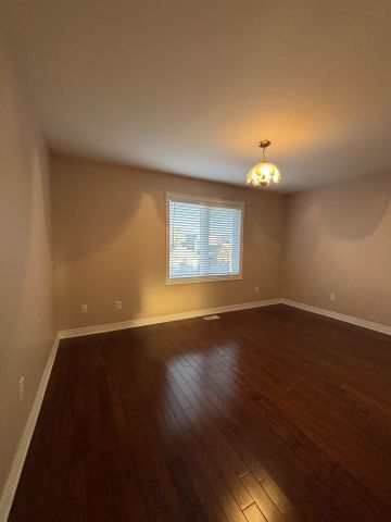 For Lease - 23A Yarrow Road, Toronto, Ontario - Photo 3