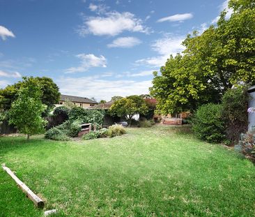 11 Marcus Road, Templestowe Lower VIC 3107 - House For Rent | Domain - Photo 6