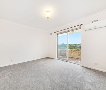 One Bedroom in the Heart of Cammeray - Photo 2