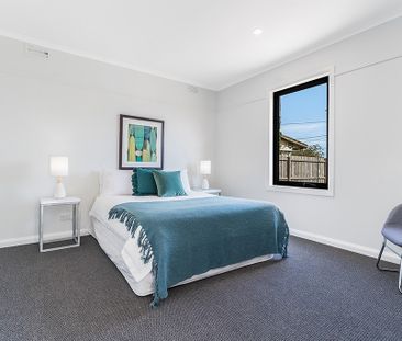 Three bedroom delight. - Photo 3