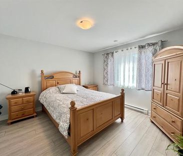 522 Rue des Écuyers - Photo 3