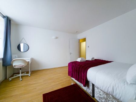 Room in a Shared Flat, Johnson Street, E1 - Photo 3