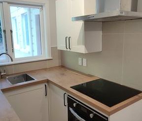 Exquisite Renovated to 2022 European Standards - Photo 6