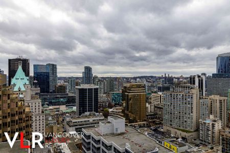 Condo in Downtown Vancouver, BC - Photo 3