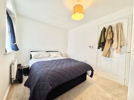 2 bedroom terraced house to rent - Photo 2