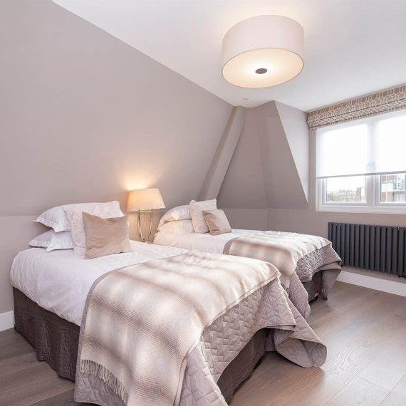 3 bedroom flat to rent - Photo 1