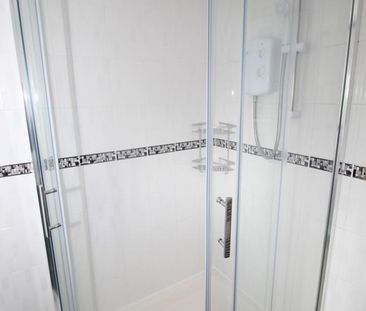 3 bedroom semi-detached house to rent - Photo 6