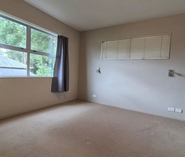 Mt Eden, 3 Bedrooms - Photo 6