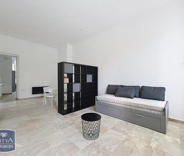 Location Appartement 1 pièce 42m² BAGNOLS SUR CEZE 30200 - Photo 1