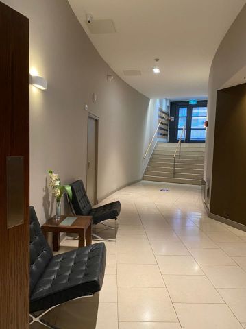 3 Bed Flat, City Pavilion, EC1M - Photo 5