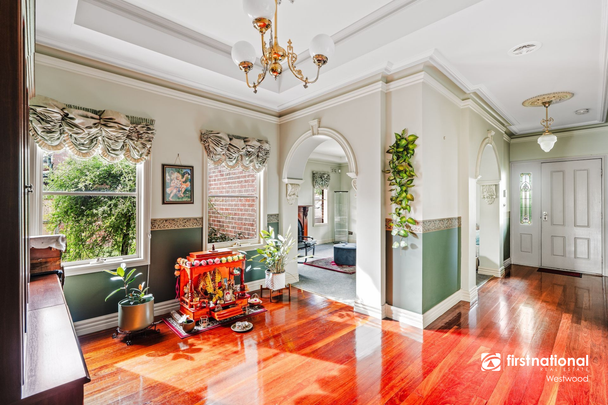 Amazing Family Home!! THIS IS A 6 MONTH LEASE ONLY - Photo 1