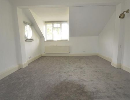 3 Bedroom Semi Detached To Let - Photo 2