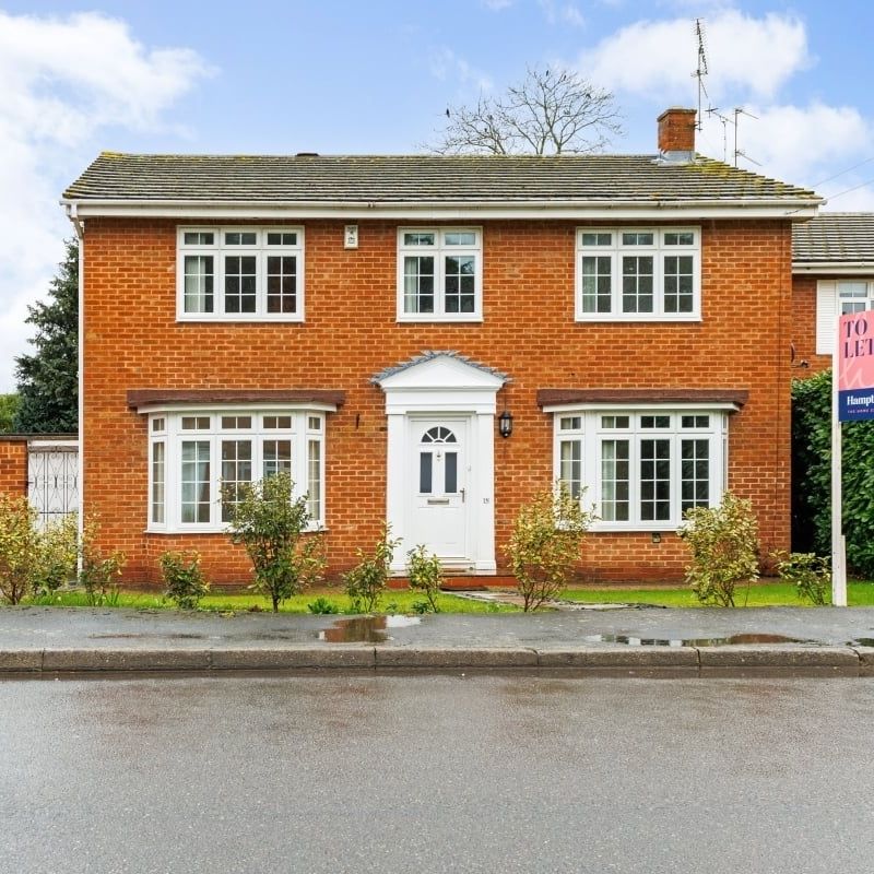 4 bedroom detached house to rent - Photo 1