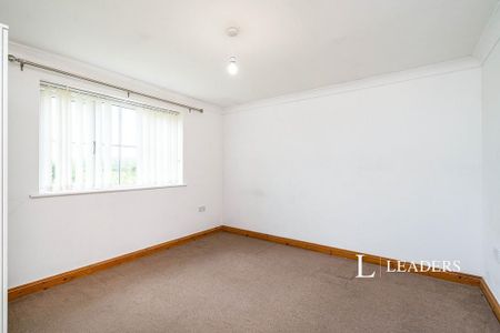 3 bedroom bungalow to rent - Photo 5