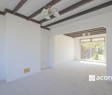Semi-detached House to rent - Holmesdale Road, Bexleyheath, DA7 - Photo 5