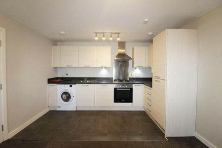 2 bedroom flat to rent - Photo 5