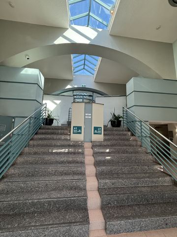 45 Holland Avenue - 702 - Photo 2