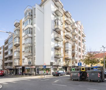 Apartamento T2, com terraço com vista, para Arrendar em Almada - Photo 4