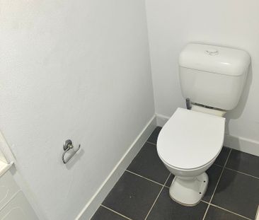 Toongabbie - Photo 6