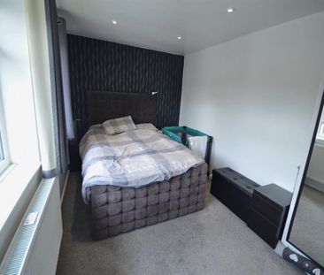 2 Bedroom End Terrace To Let - Photo 6