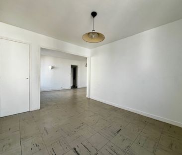 Location Appartement 4 pièces 68m² GRENOBLE 38000 - Photo 3