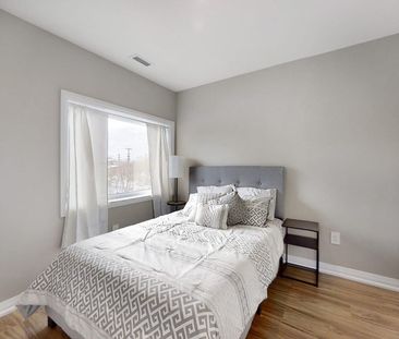 For Lease - 233 Dunlop Street Unit# 412, Barrie, Ontario - Photo 4