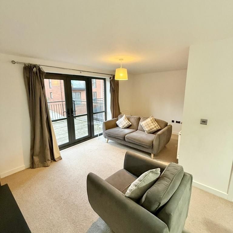 3 bedroom townhouse to rent - Photo 1