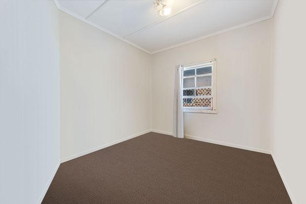 Spacious Two-Bedroom Plus Study in a Prime Location - Photo 1