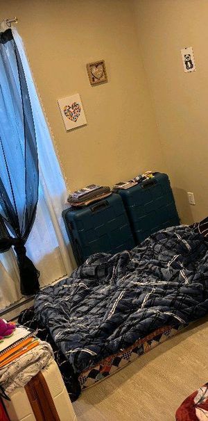 newly renovated 4 1/2 apartment for rent - ALL INCLUDED - Photo 1