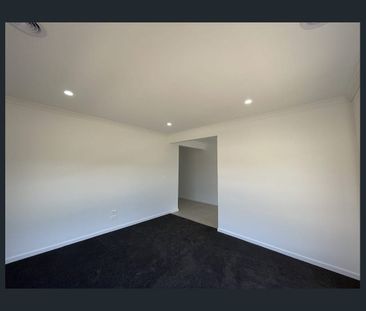 MODERN FAMILY SANCTUARY IN BONSHAW - Photo 6