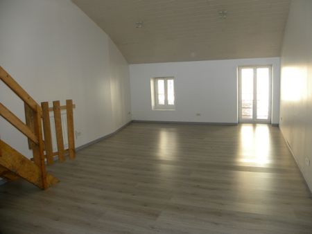 Appartement de 100 m2 à Villeneuve sur lot - Photo 2