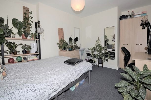 37 Filey Street, Broomhall, Sheffield, S10 2FF - Photo 1