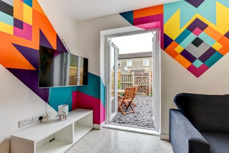 1 bedroom in a house share to rent - Photo 2