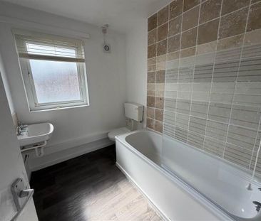 6b Glenties Drive, Belfast, BT11 9HT - Photo 2