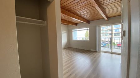 32-12 Rosehill Street - Photo 2